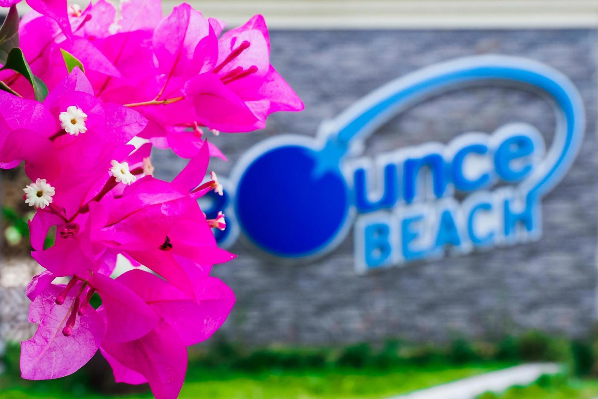 Bounce Beach Resort And Spa Da Nang Buitenkant foto