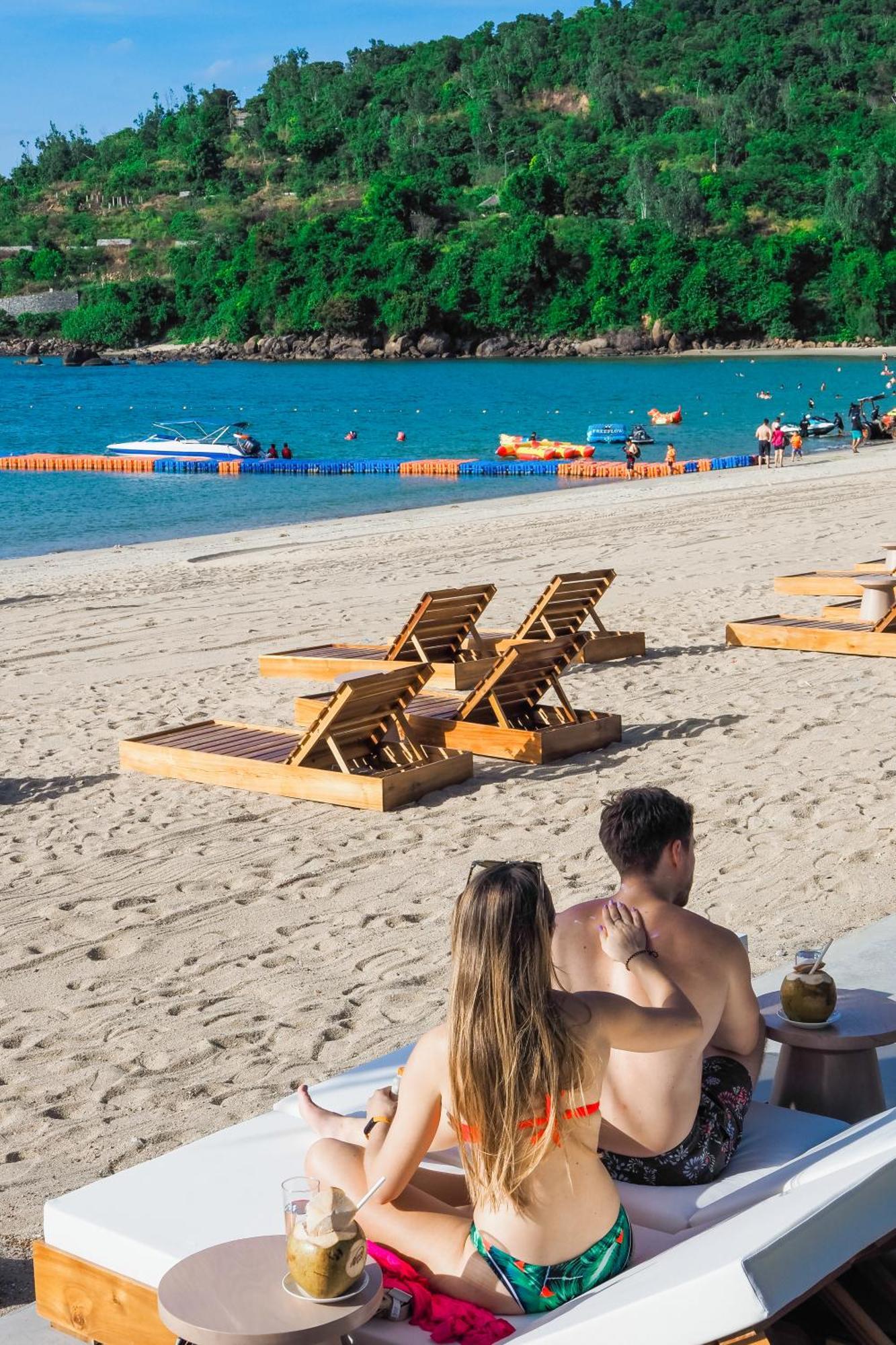 Bounce Beach Resort And Spa Da Nang Buitenkant foto